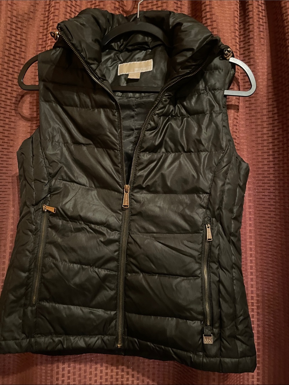 Women's Black Quilted Puffer Vest - Lightweight Sleeveless Jacket
Like new